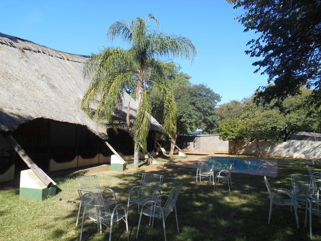 Victoria Falls Budget Hotel Zewnętrze zdjęcie