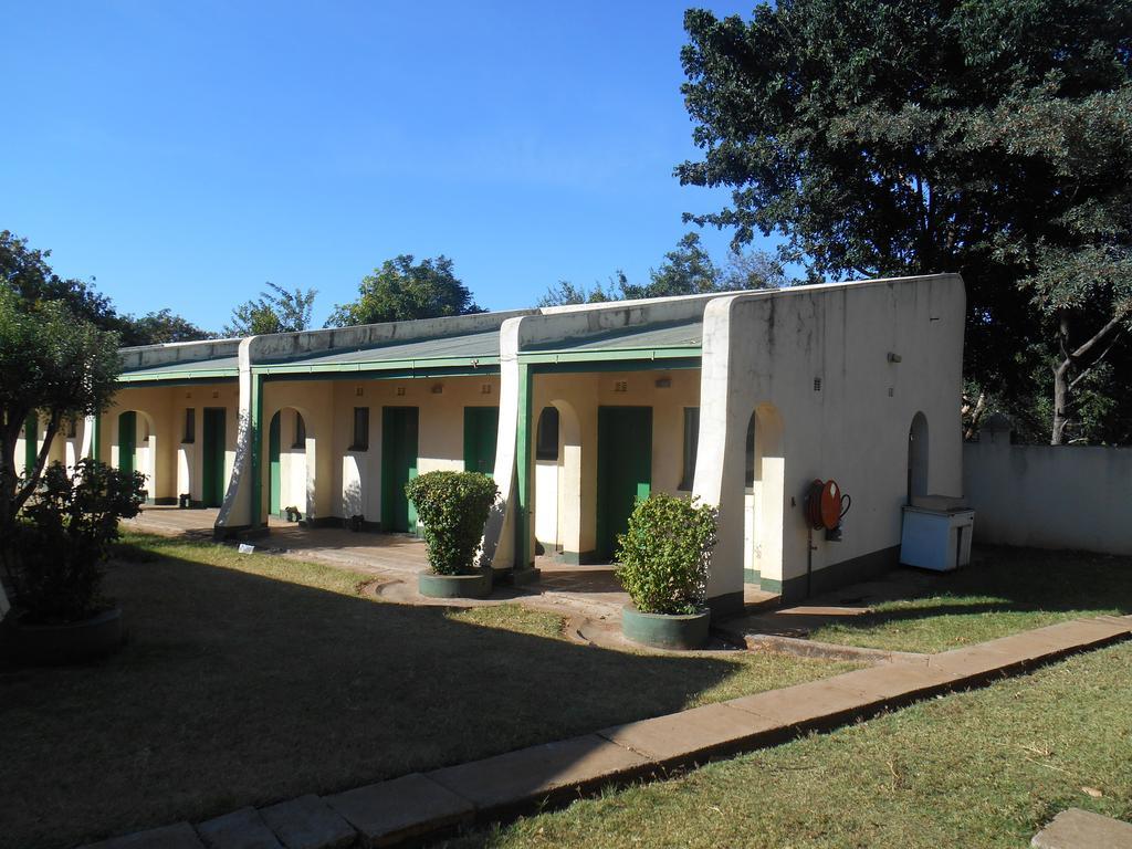 Victoria Falls Budget Hotel Zewnętrze zdjęcie